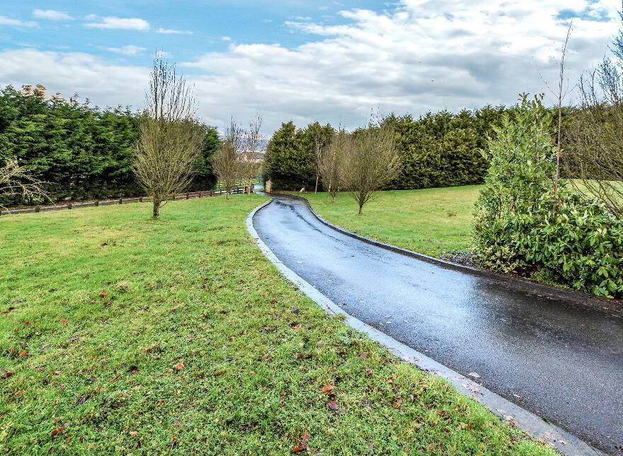 4 Woodbridge Hill, Waterside, BT47 2EE
