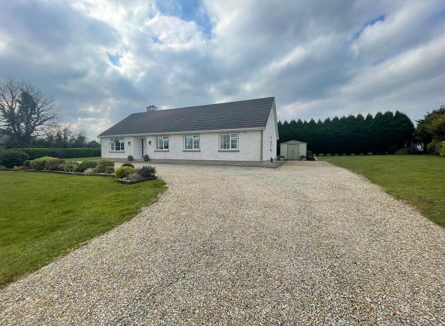 Portaghard, Frenchpark, Castlerea, F45FT53