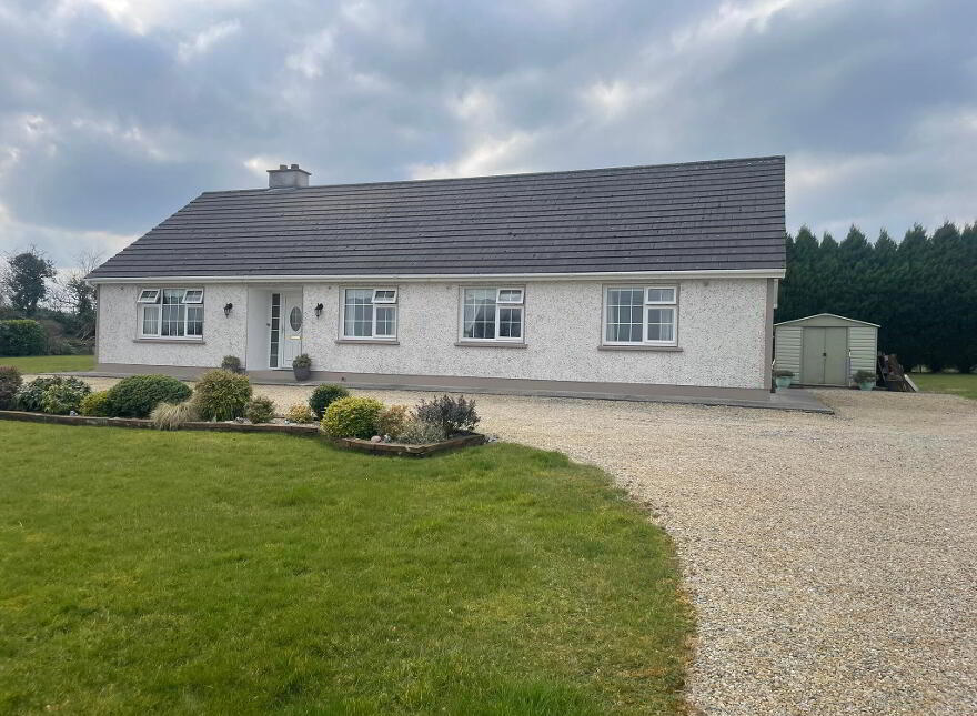 Portaghard, Frenchpark, Castlerea, F45FT53