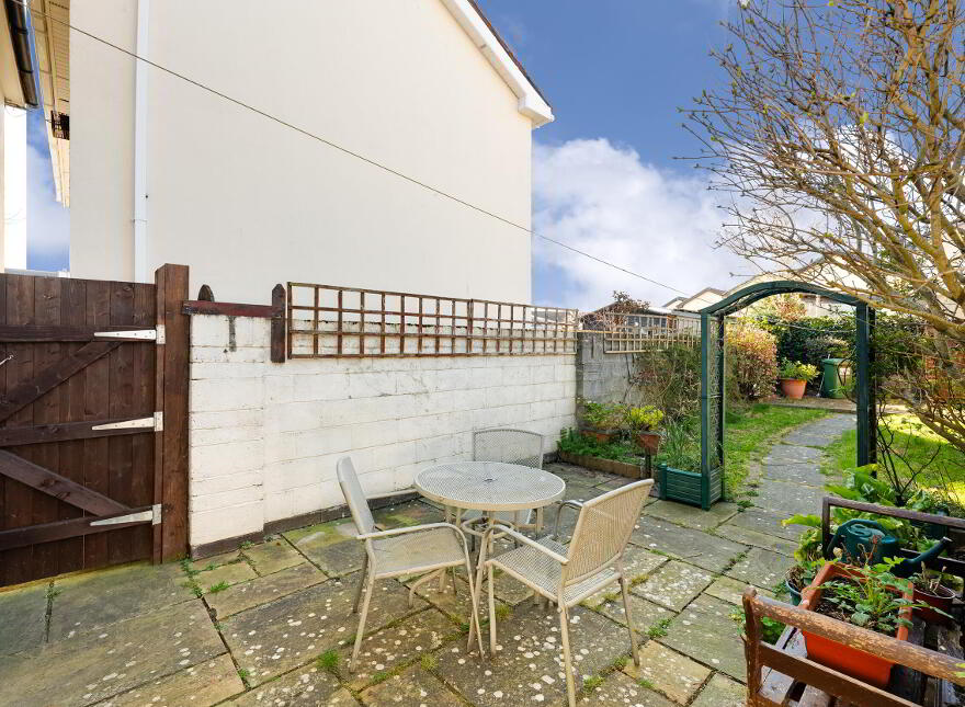 14 Yellow Meadows Drive, Clondalkin, Dublin, D22XD53