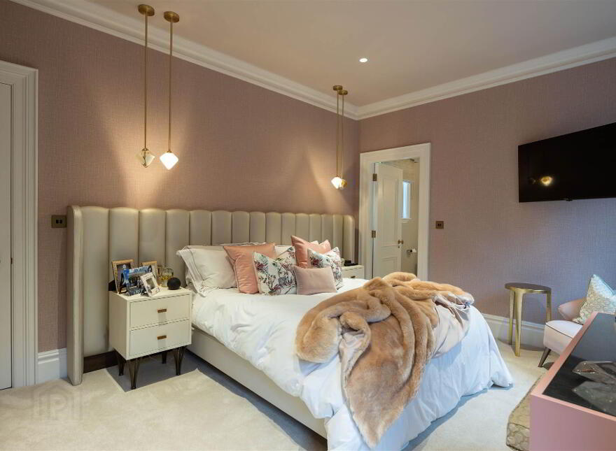 Oranmore, 43 Station Road, Craigavad, Holywood, BT18 0BP