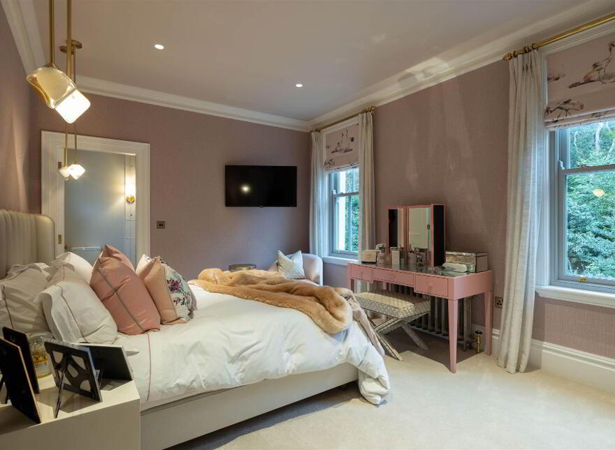 Oranmore, 43 Station Road, Craigavad, Holywood, BT18 0BP