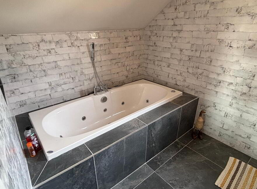 Garvagh, Lough Eske, Donegal Town, F94YK73