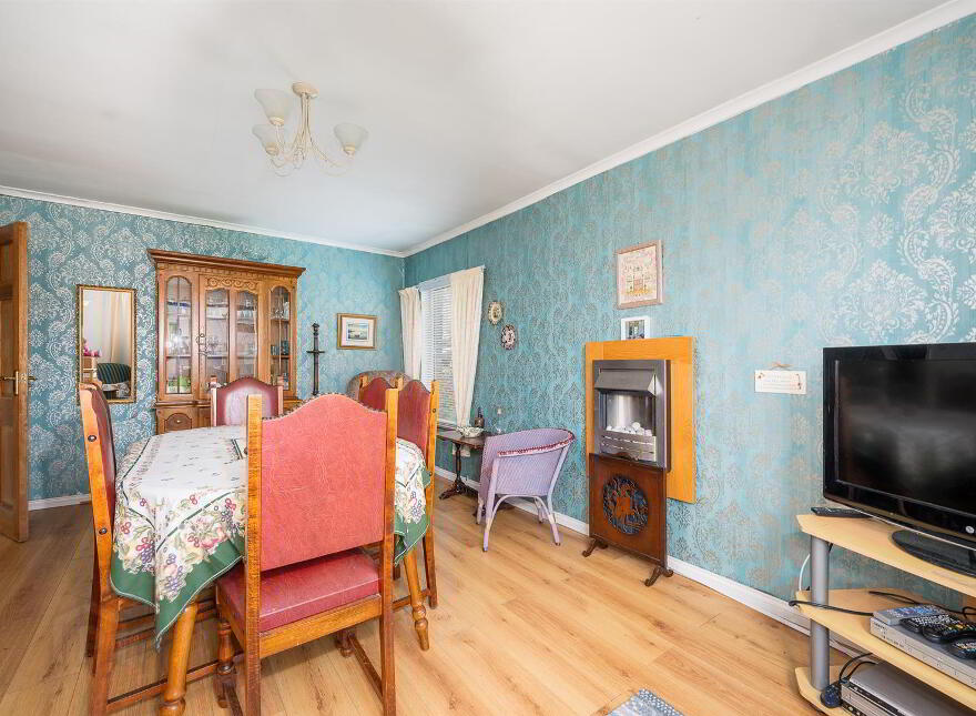 35 Downhill Avenue, Belfast, BT8 7EF