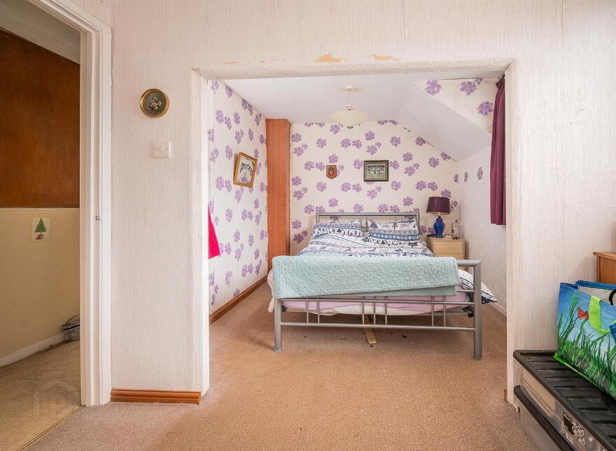 35 Downhill Avenue, Belfast, BT8 7EF