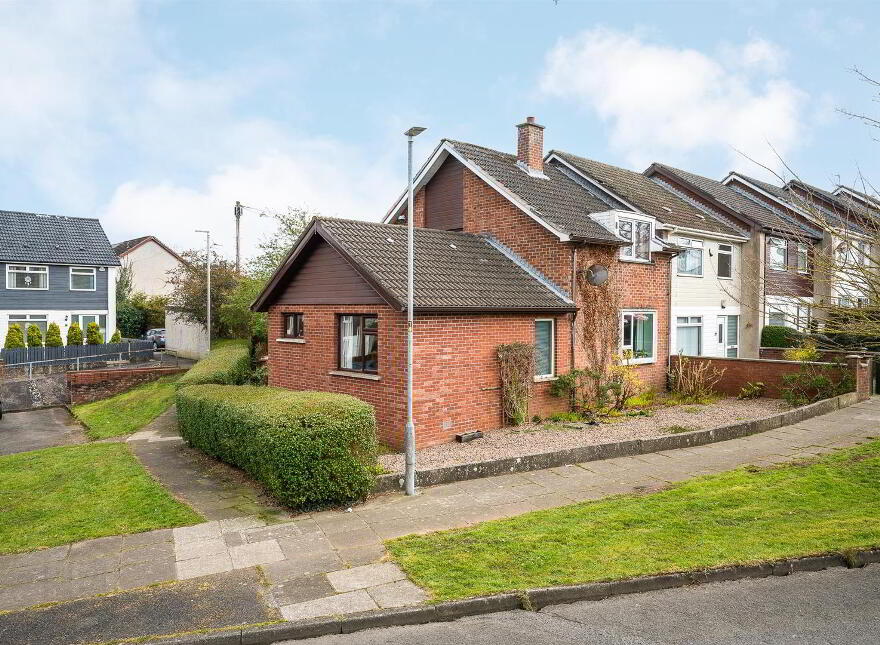35 Downhill Avenue, Belfast, BT8 7EF