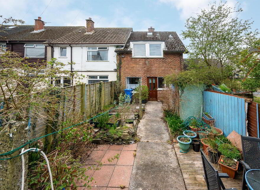 35 Downhill Avenue, Belfast, BT8 7EF