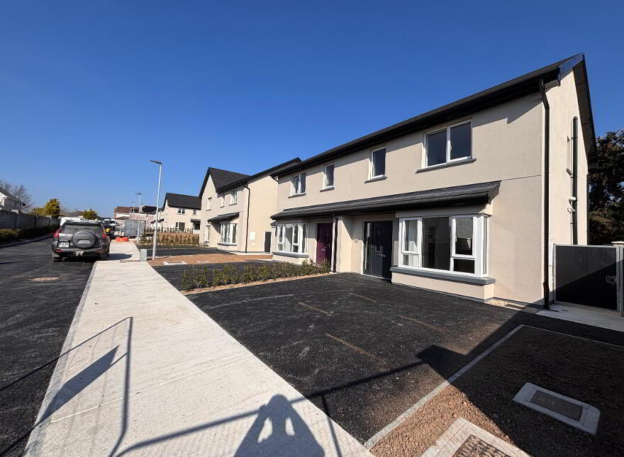 6, 7, And, 8 Kileigh, Clonmel Road, Cahir, Co. Tipperary, E21H342
