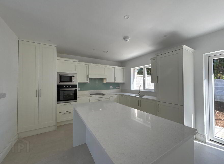 6, 7, And, 8 Kileigh, Clonmel Road, Cahir, Co. Tipperary, E21H342