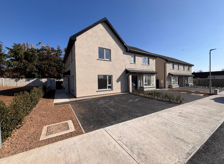 5 Kileigh, Clonmel Road, Cahir, Co. Tipperary, E21T883