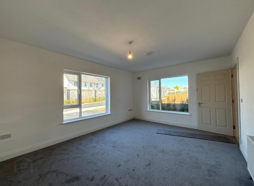5 Kileigh, Clonmel Road, Cahir, Co. Tipperary, E21T883