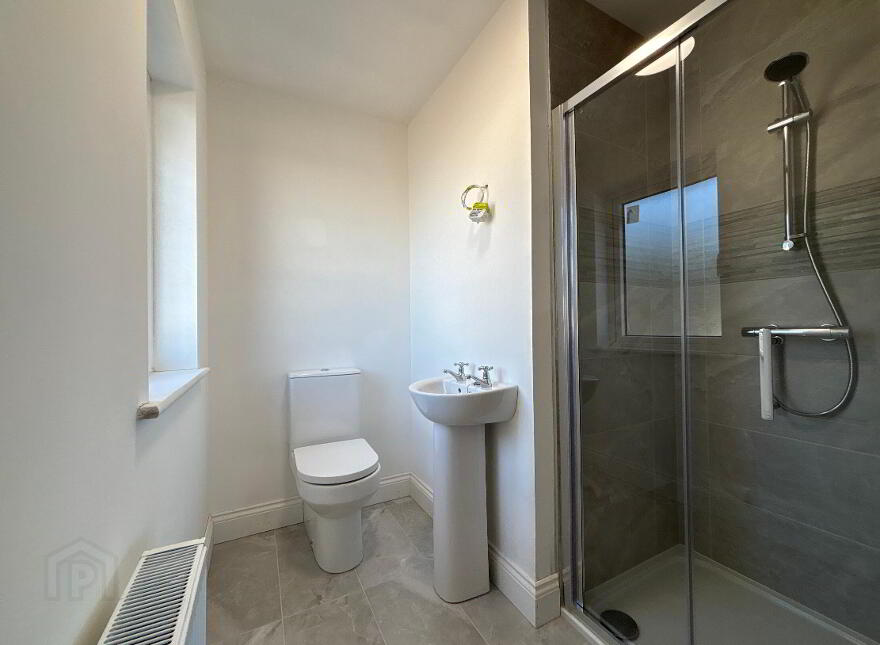 5 Kileigh, Clonmel Road, Cahir, Co. Tipperary, E21T883