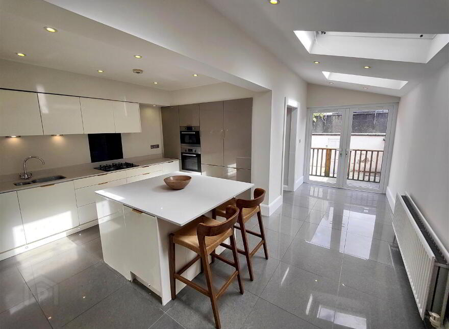40 Thorndale Avenue, Belfast, BT14 6BL