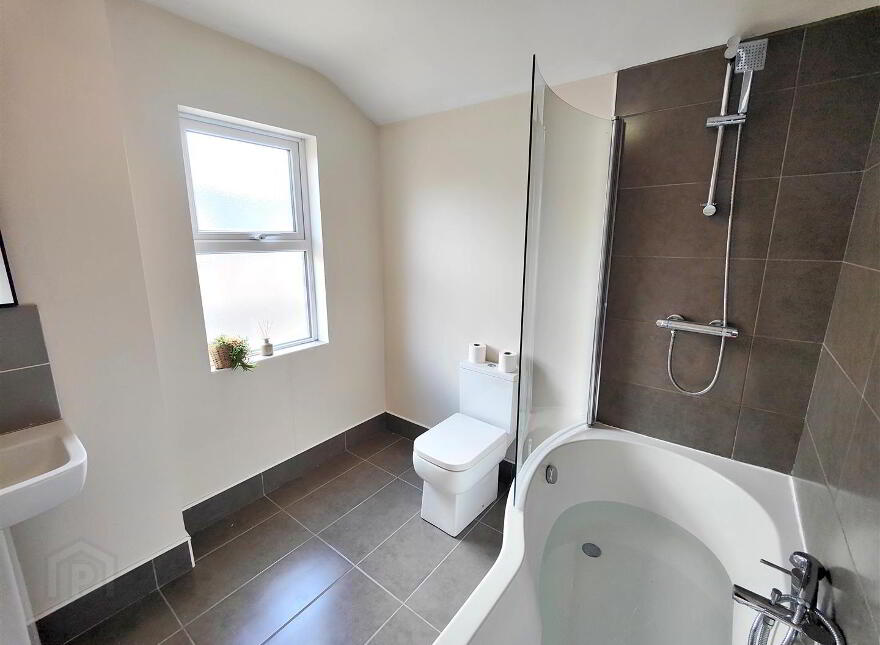 40 Thorndale Avenue, Belfast, BT14 6BL