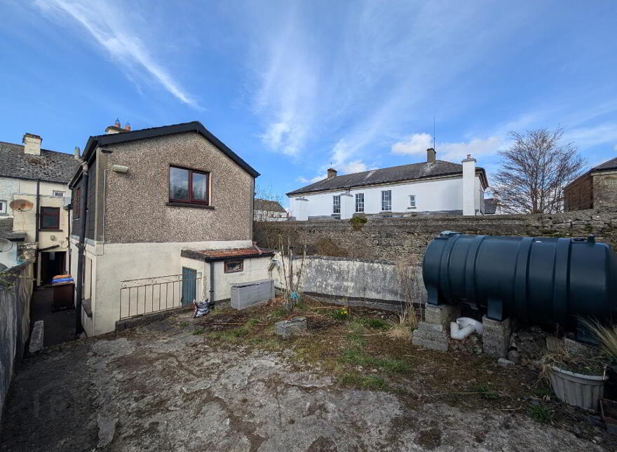 Chapel Street, Swinford, F12Y062