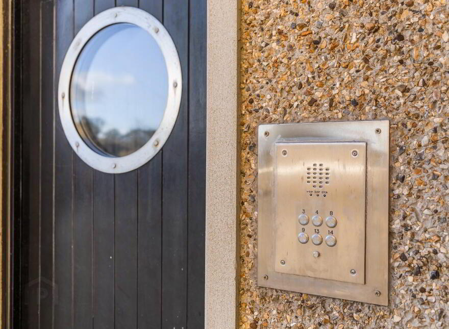 9 Tunnel Brae Court, Main Street, Castlerock, BT51 4EW