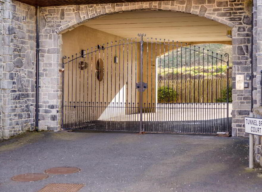 9 Tunnel Brae Court, Main Street, Castlerock, BT51 4EW