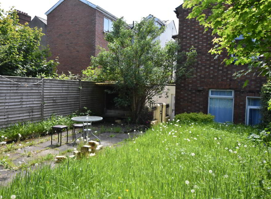 37 Ashley Avenue, Lisburn Road, Belfast South, Belfast, BT9 7BT