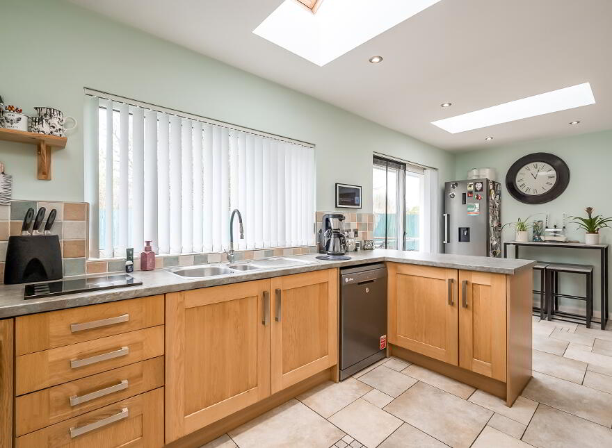 32 Marshallstown Road, Carrickfergus, BT38 9DE