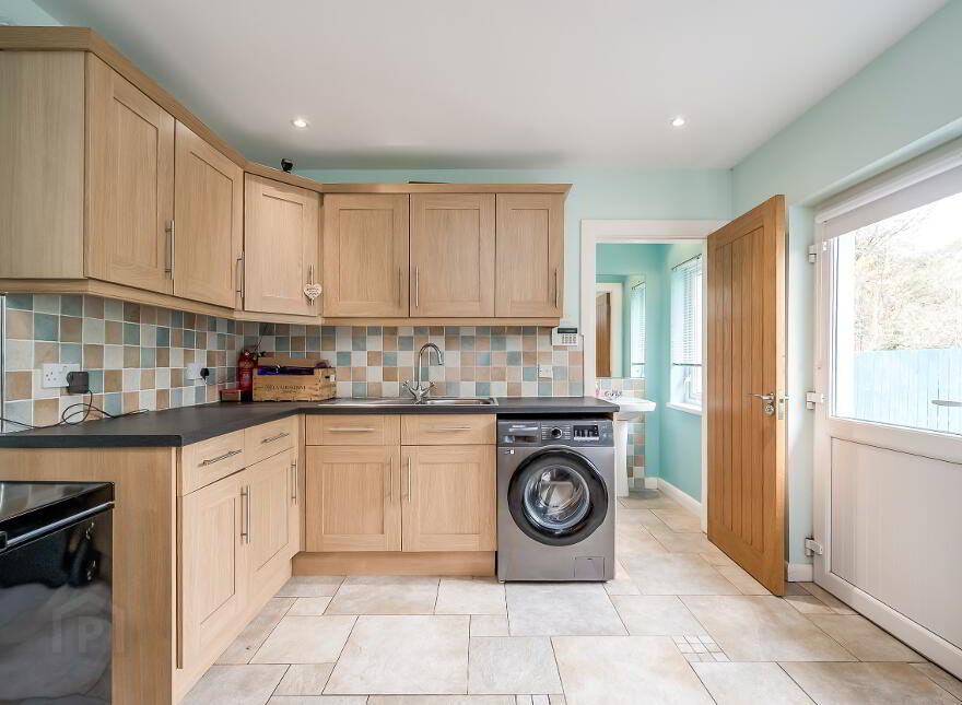 32 Marshallstown Road, Carrickfergus, BT38 9DE