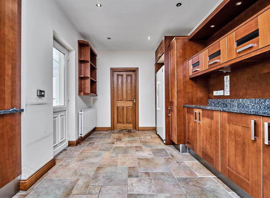19 Drumavoley Road, Ballycastle, BT54 6PG