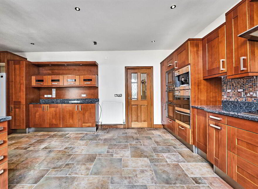 19 Drumavoley Road, Ballycastle, BT54 6PG