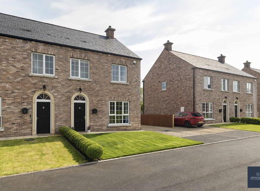 17 Lisnisky Crescent, Portadown, BT63 5FW
