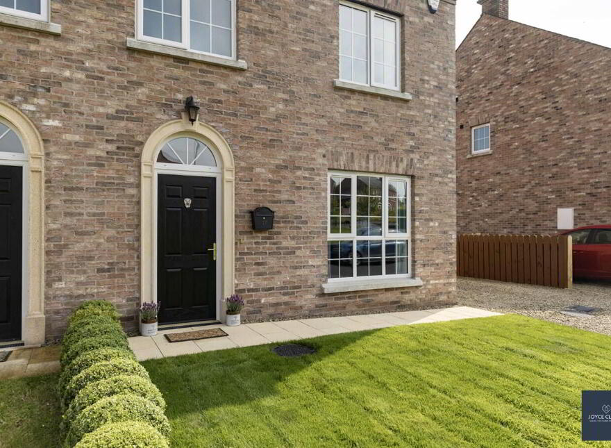 17 Lisnisky Crescent, Portadown, BT63 5FW