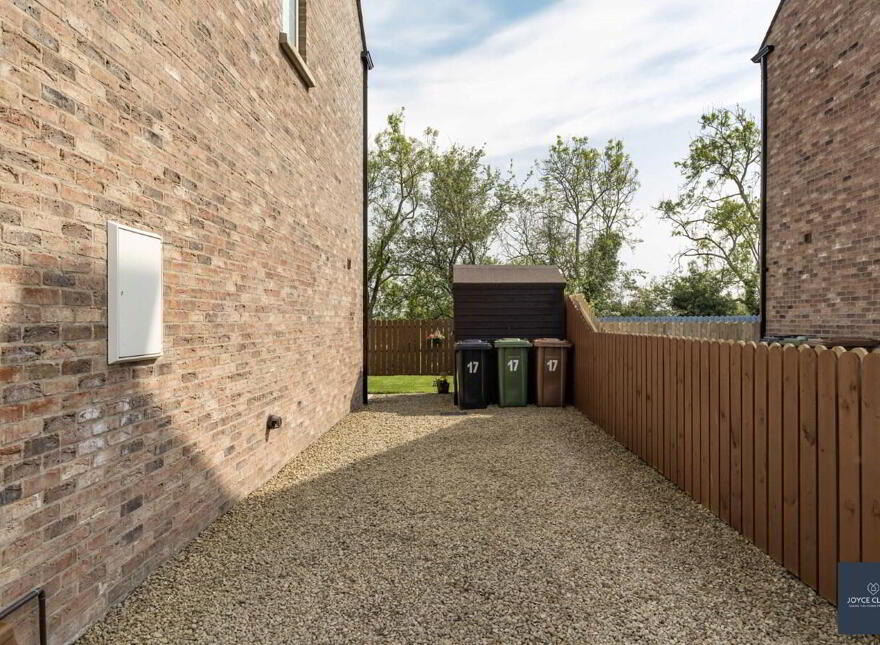17 Lisnisky Crescent, Portadown, BT63 5FW