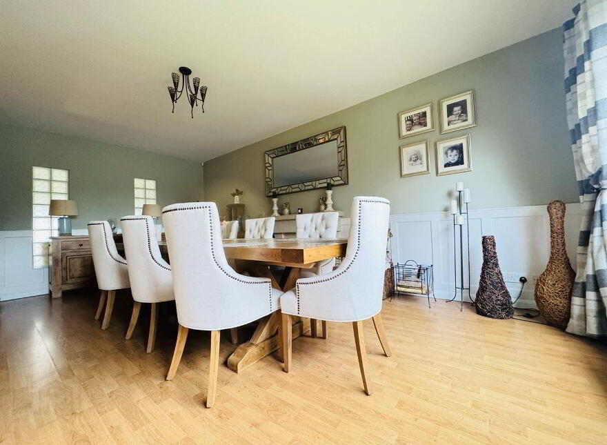 11 Woodfield Glen, Jordanstown Road, Newtownabbey, BT37 0ZW