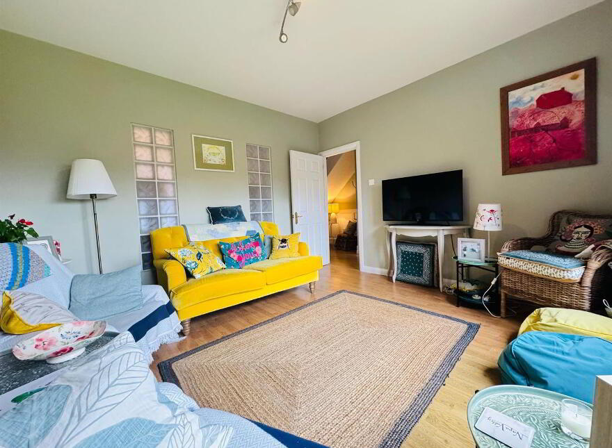 11 Woodfield Glen, Jordanstown Road, Newtownabbey, BT37 0ZW