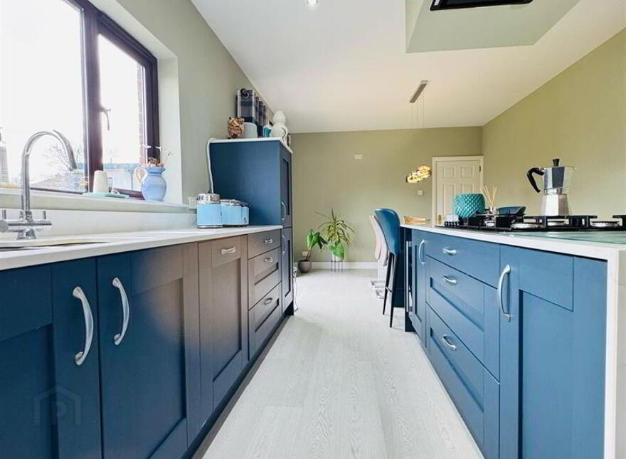 11 Woodfield Glen, Jordanstown Road, Newtownabbey, BT37 0ZW