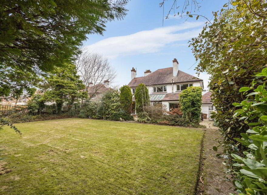 12 Cambourne Park, Belfast, BT9 6RL