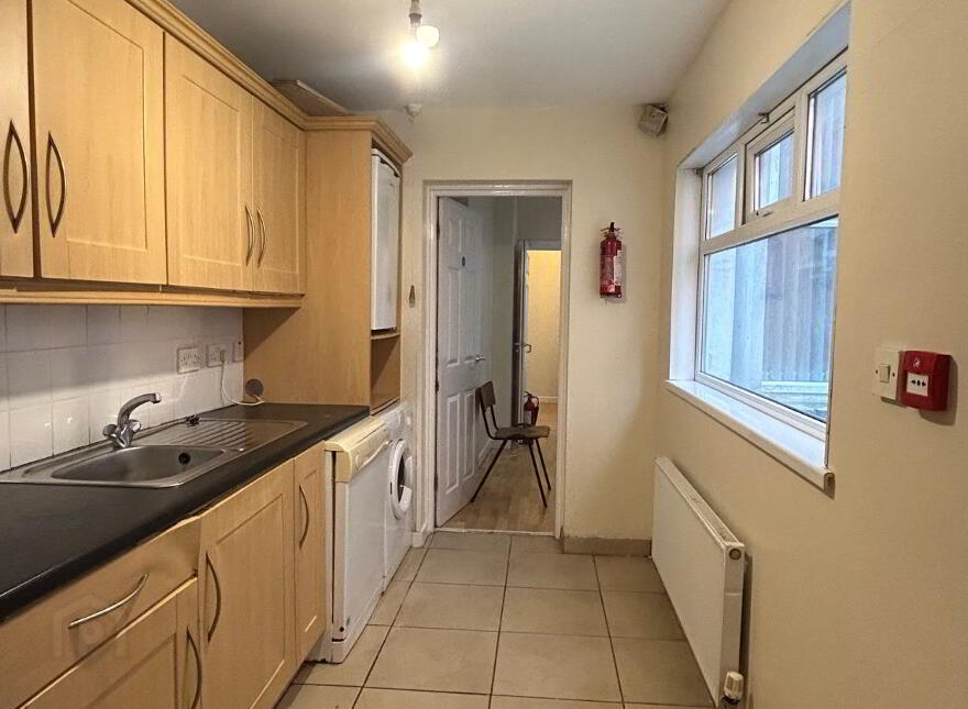 Great Apartment, 18A Magdala Street, Belfast, BT7 1PU