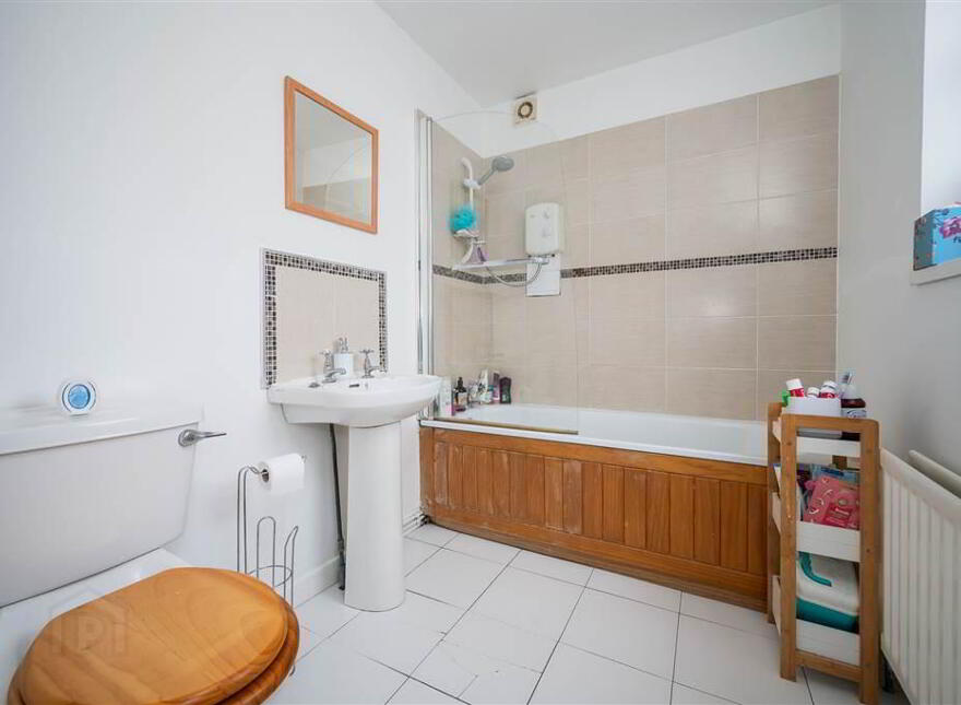24 Portallo Street, Belfast, BT6 9BE