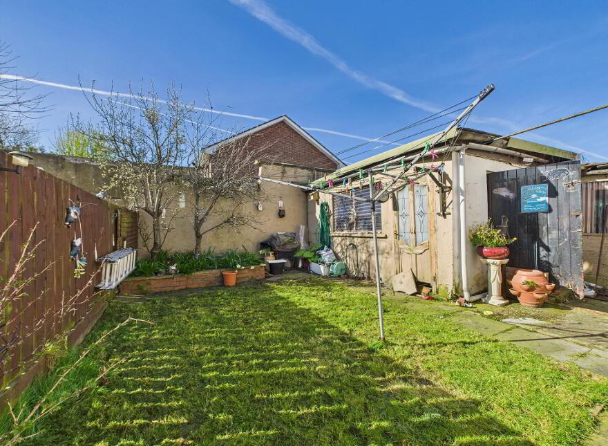 26 Connsbrook Park, Belfast, BT4 1NF