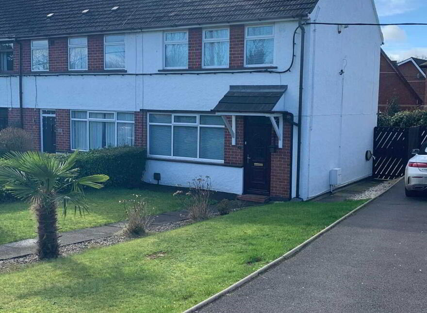 4 Woodlawn, Carrickfergus, BT38 8PU photo