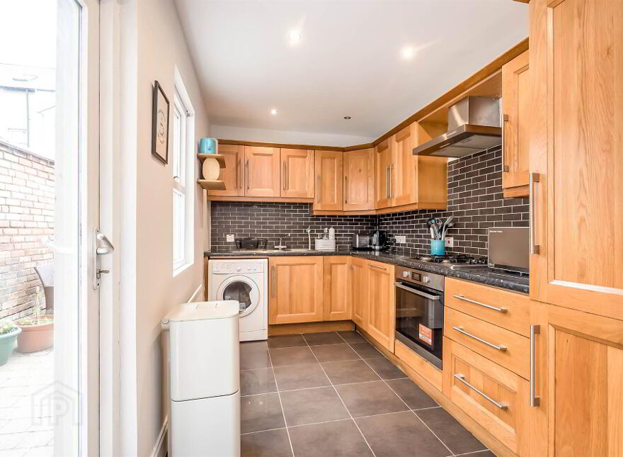 11 Ferguson Drive, Belmont, Belfast, BT4 2AZ