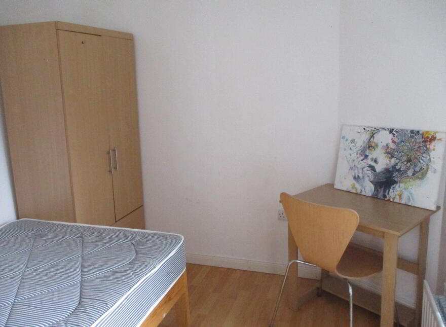Three Great Apartments, 34 Magdala Street, Queens Botanic Quarter, Belfast, BT7 1PU