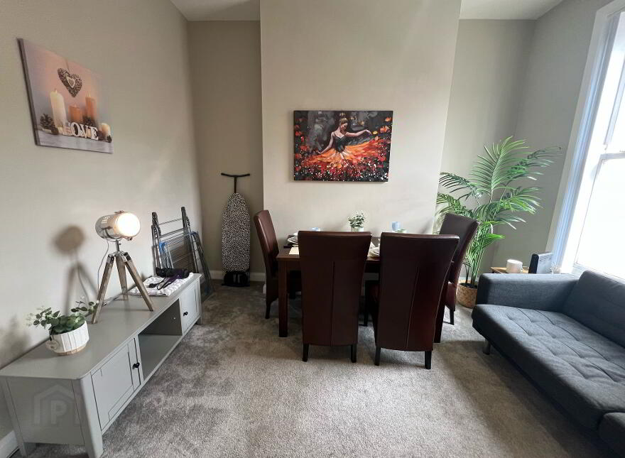 University Street, Room 2, All Bills Included, Belfast, BT7 1FZ