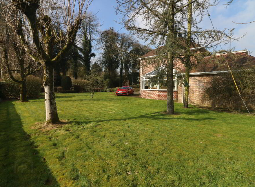 'Molesworth House', 30 Molesworth Rd, Cookstown, BT80 8NR