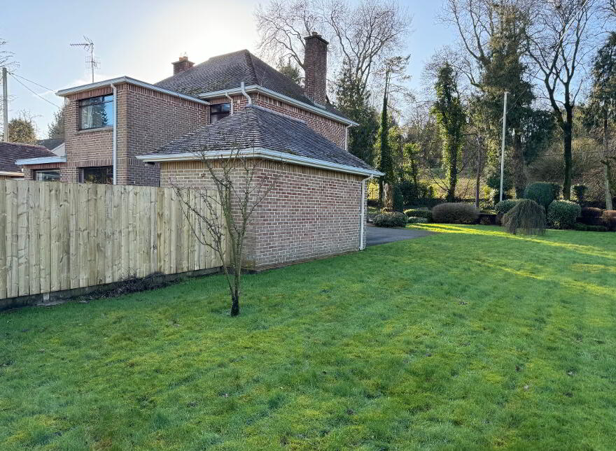 'Molesworth House', 30 Molesworth Rd, Cookstown, BT80 8NR