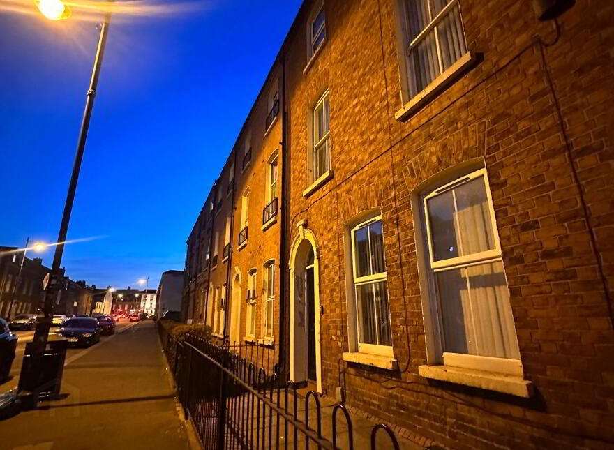 University Street, Room 4, All Bills Included, Belfast, BT7 1FZ