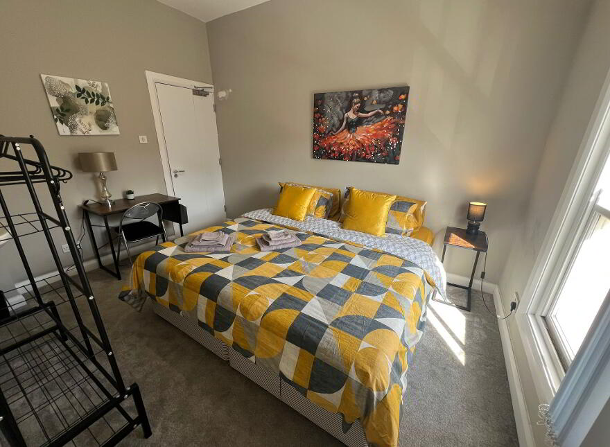 University Street, Room 4, All Bills Included, Belfast, BT7 1FZ