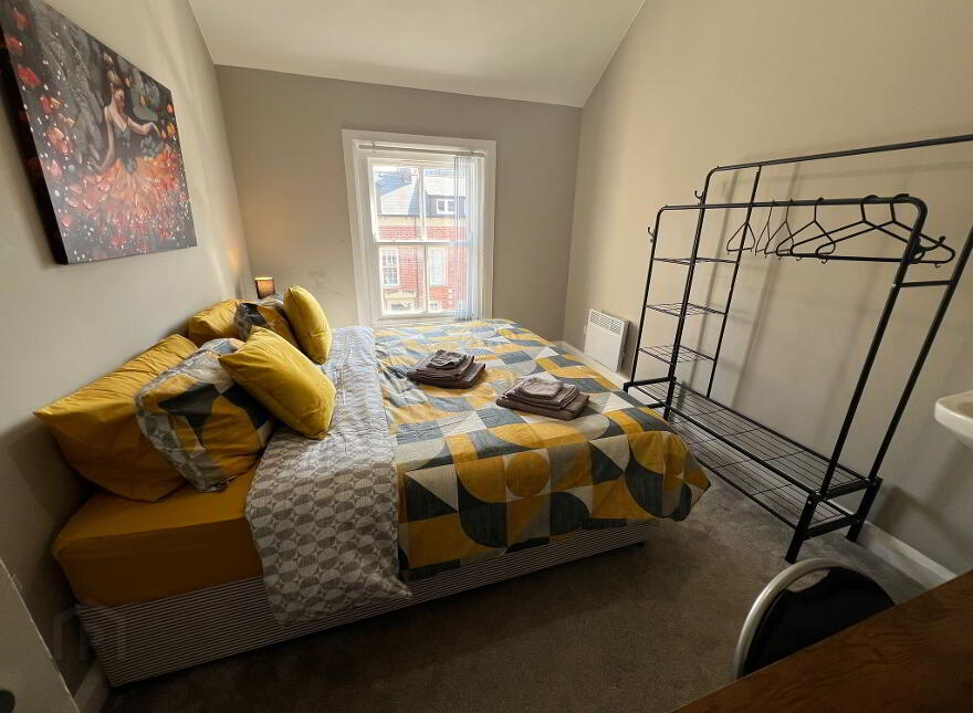 University Street, Room 4, All Bills Included, Belfast, BT7 1FZ
