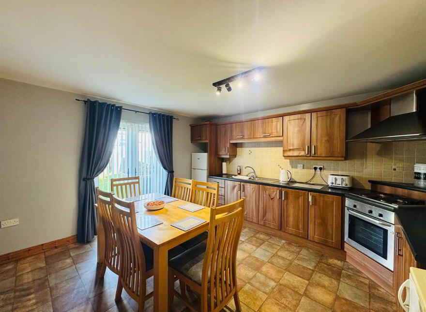42 Elm Wood Green, Castlederg, BT81 7GZ