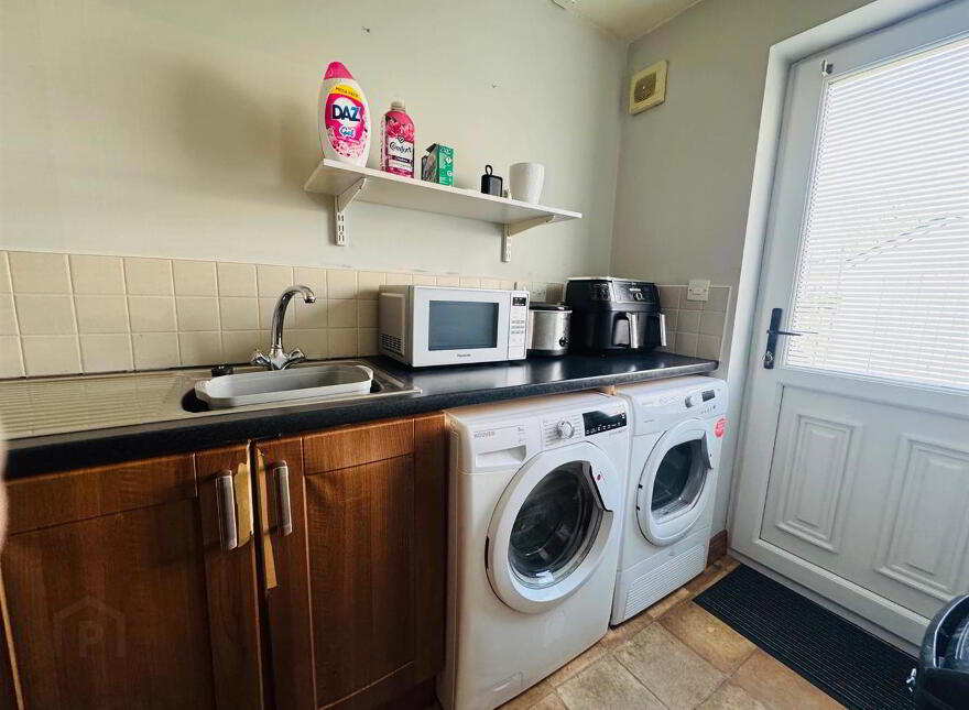 42 Elm Wood Green, Castlederg, BT81 7GZ