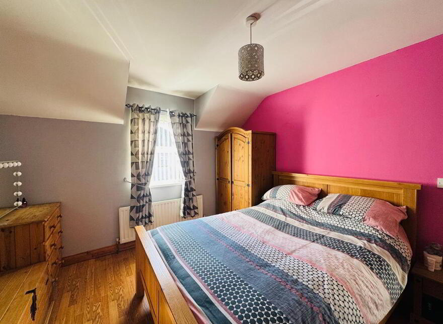 42 Elm Wood Green, Castlederg, BT81 7GZ