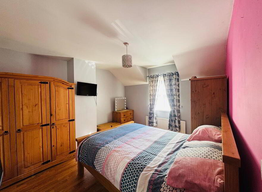42 Elm Wood Green, Castlederg, BT81 7GZ