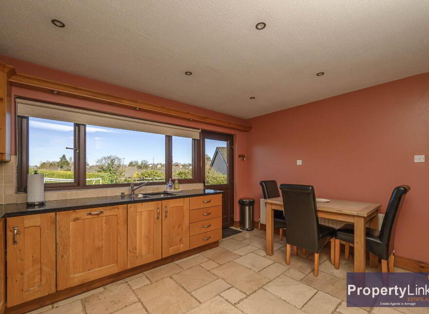 20 Cavanacaw Park, Armagh, BT60 2EA